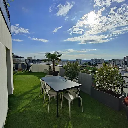 D'exception 20eme, Terrasse De 45m2, Vue Sur La Tour Eiffel *